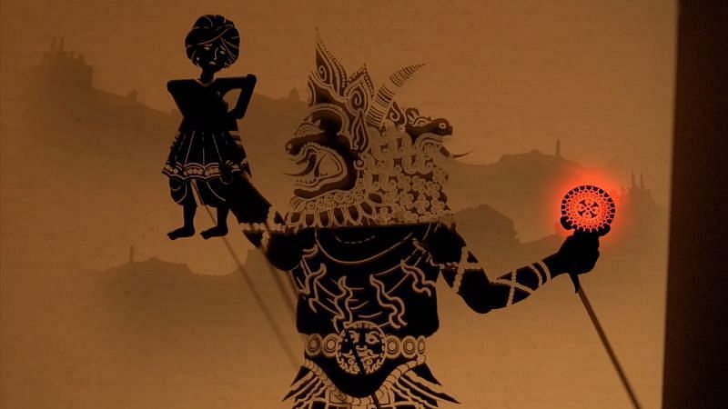 Shruti Ghosh inspired by the old traditional wall paintings in Indian temples and palaces (Image via Raji)